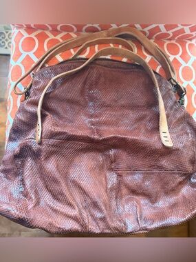 A.S.97 LargeTextured Brown Leather Tote with Tan Straps